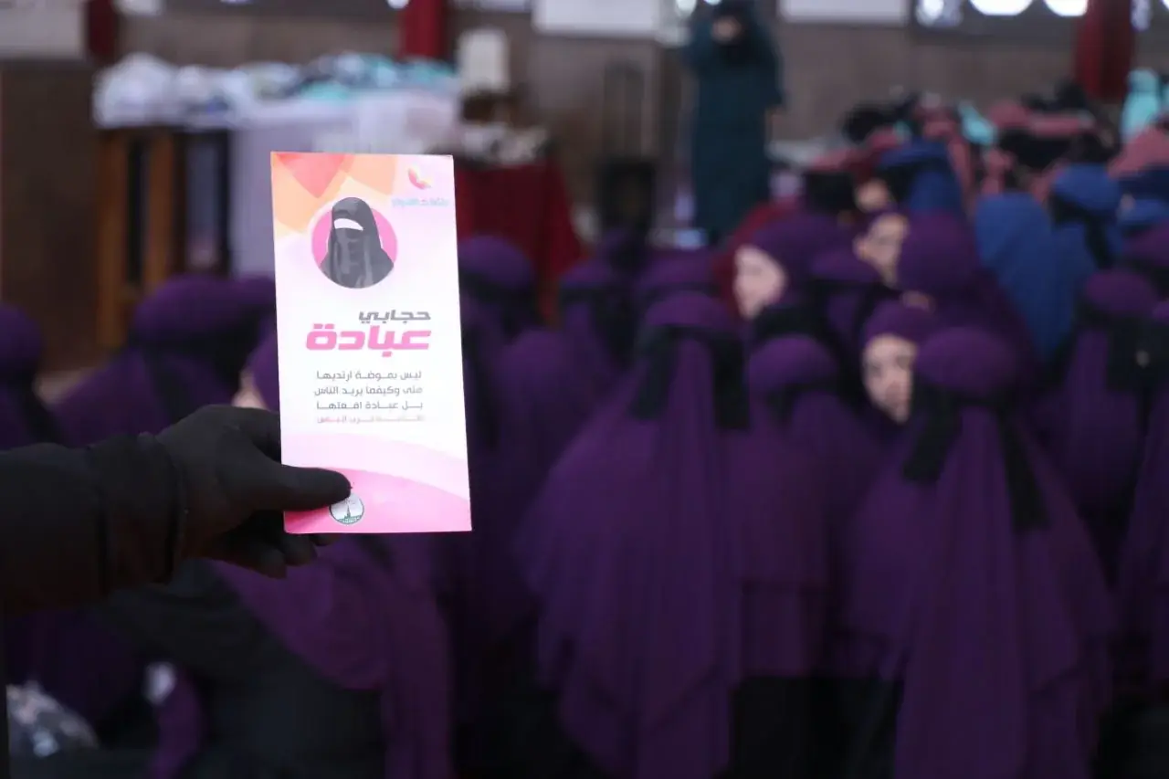 عکس ۱۶