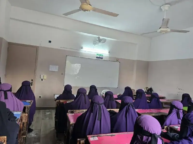 عکس ۳