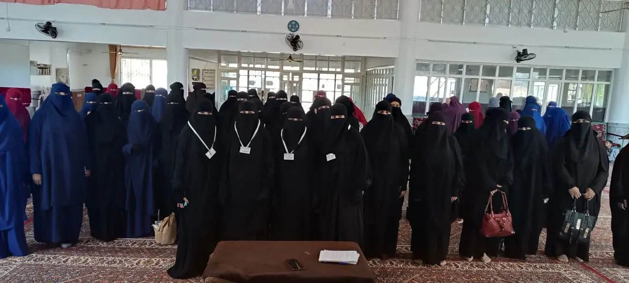 عکس ۴