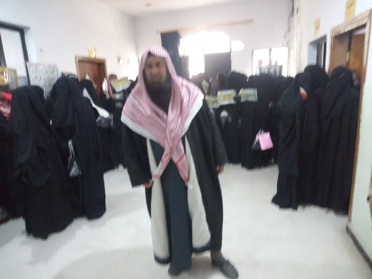 عکس ۱۷