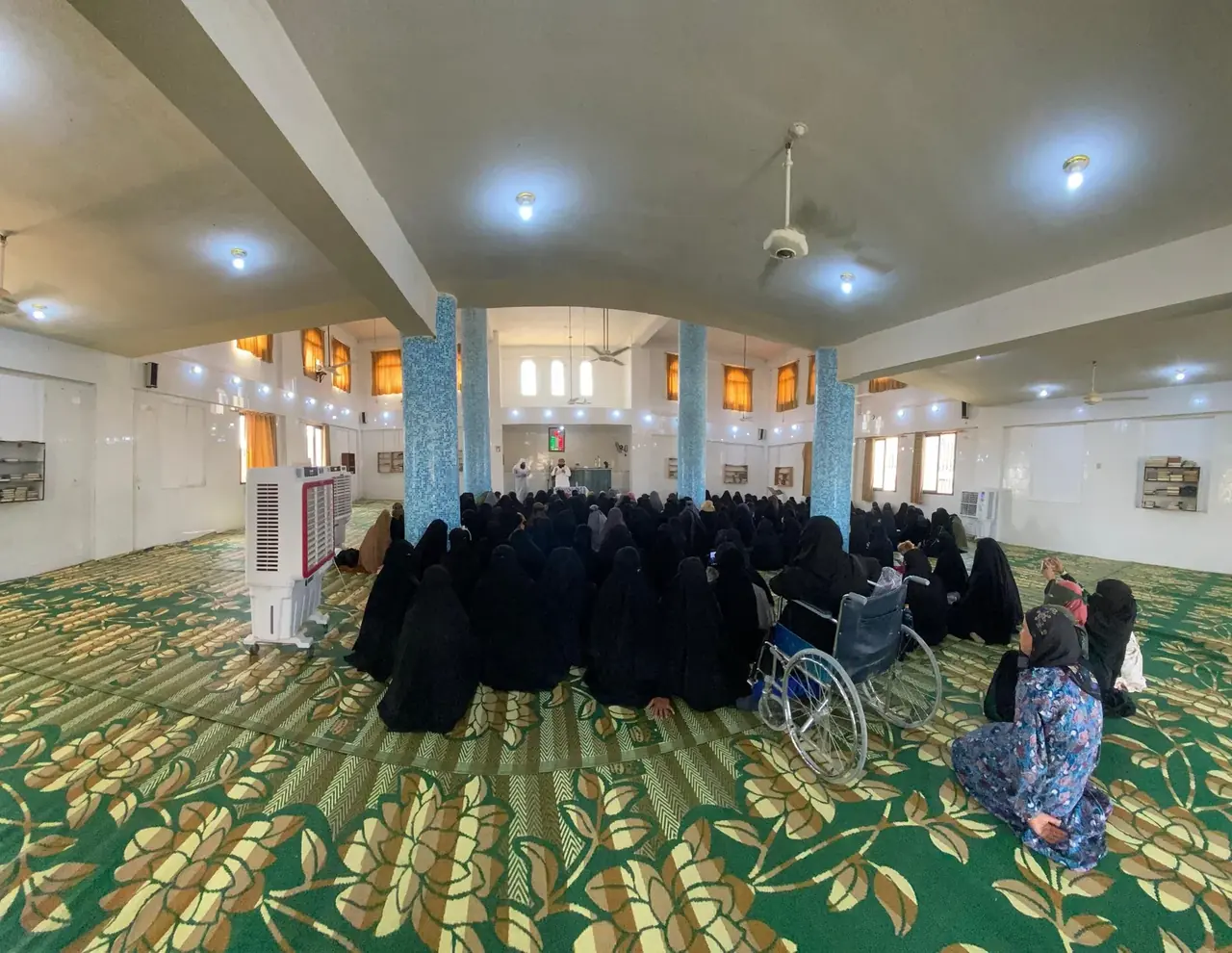 عکس ۲۴
