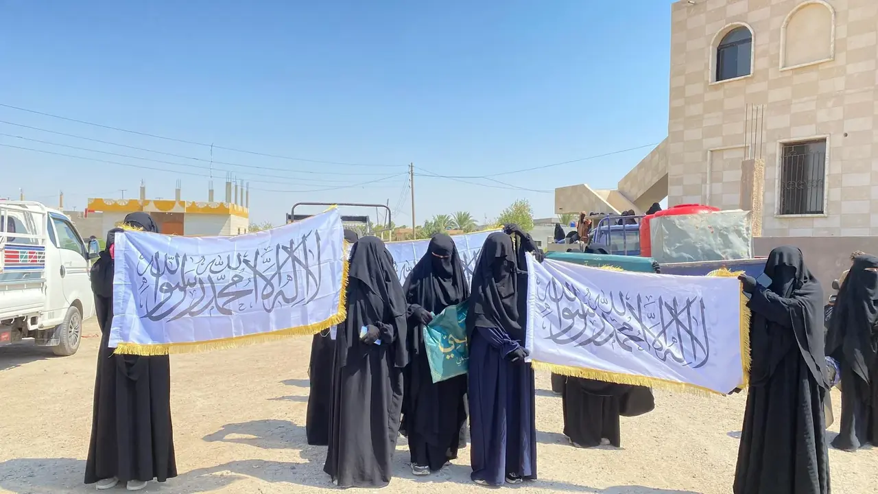 عکس ۴۴